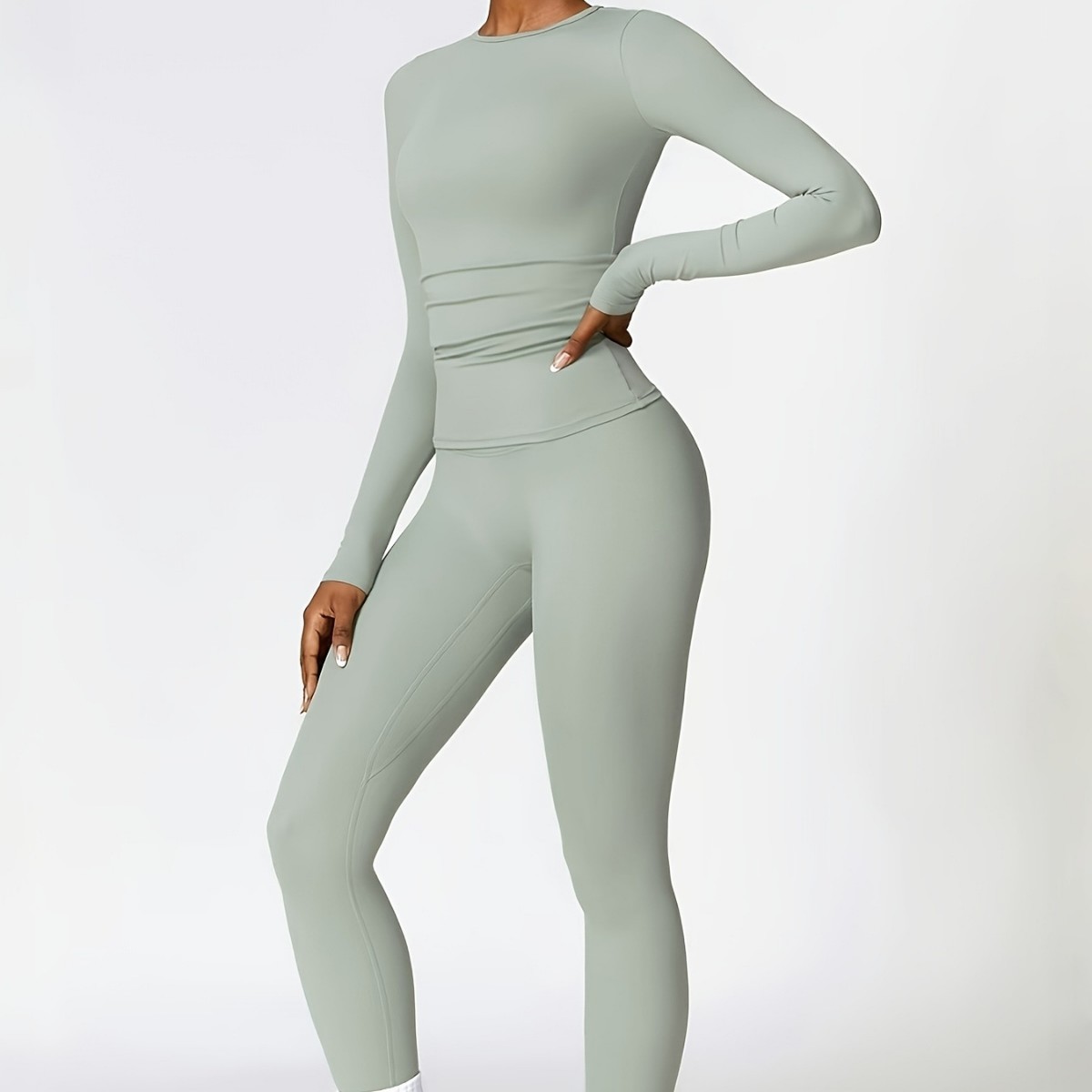بدلة يوجا ضيقة ذات أكمام طويلة - مراجعة Fitness Yoga وسعره